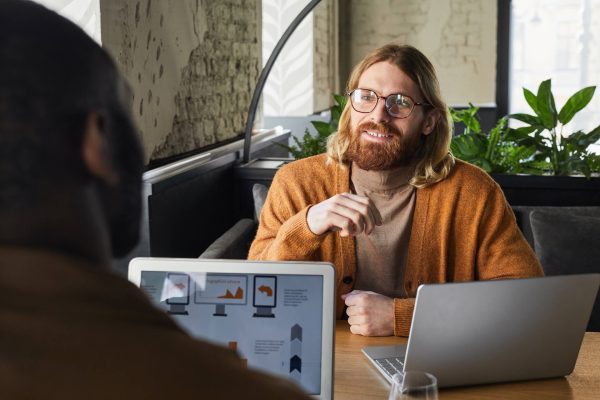 smiling-bearded-man-discussing-project-at-cafe-tab-2021-09-24-04-17-29-utc.jpg smiling-bearded-man-discussing-project-at-cafe-tab-2021-09-24-04-17-29-utc.jpg
